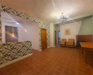 Single-family semi-detached to rent in Carmona