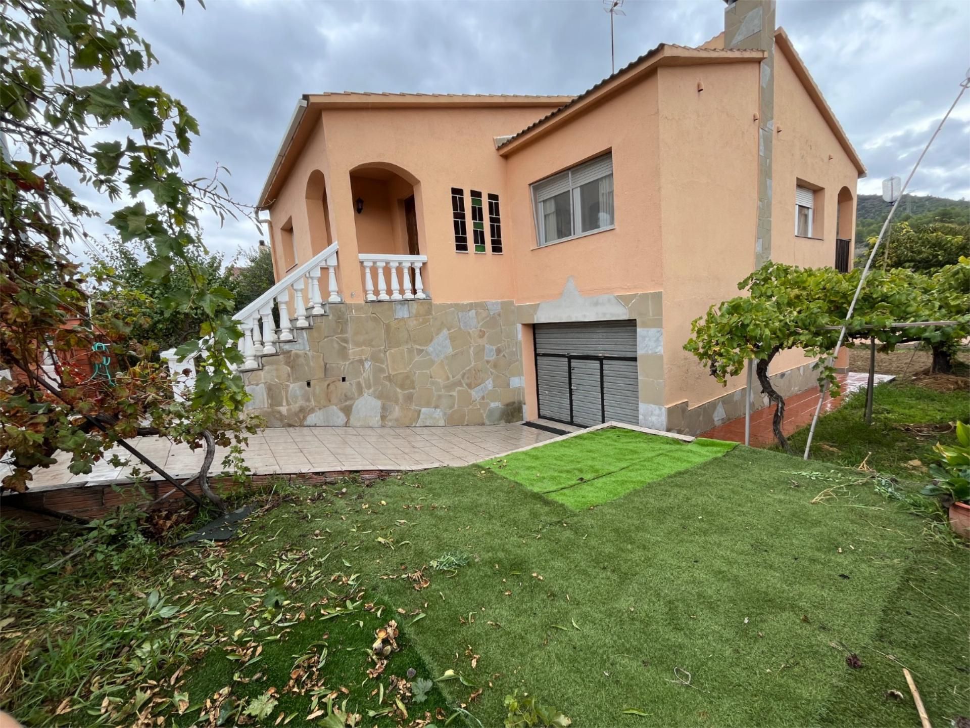 Jardí de Casa o xalet en venda en Sant Vicenç de Castellet