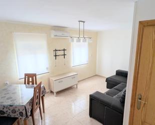 Living room of Flat to rent in  Jaén Capital  with Air Conditioner, Heating and Storage room