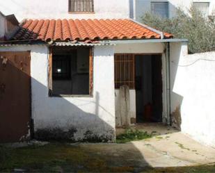 Exterior view of House or chalet for sale in Alcaracejos