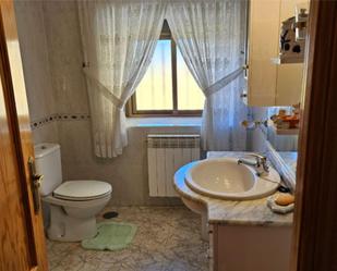 Bathroom of Planta baja for sale in Morille