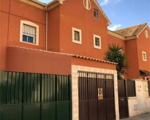 Exterior view of House or chalet for sale in Benacazón  with Heating, Private garden and Terrace