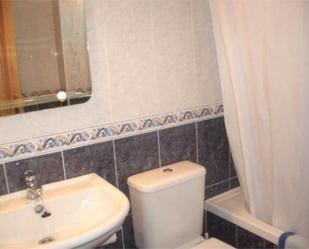 Bathroom of Flat to rent in Alcalà de Xivert  with Terrace and Furnished