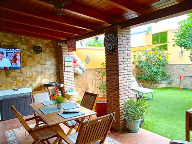 Casa adosada en Venta en Calle Escritora Elena Quiroga, 5 en Churriana - El Pizarrillo - La Noria-Guadalsol