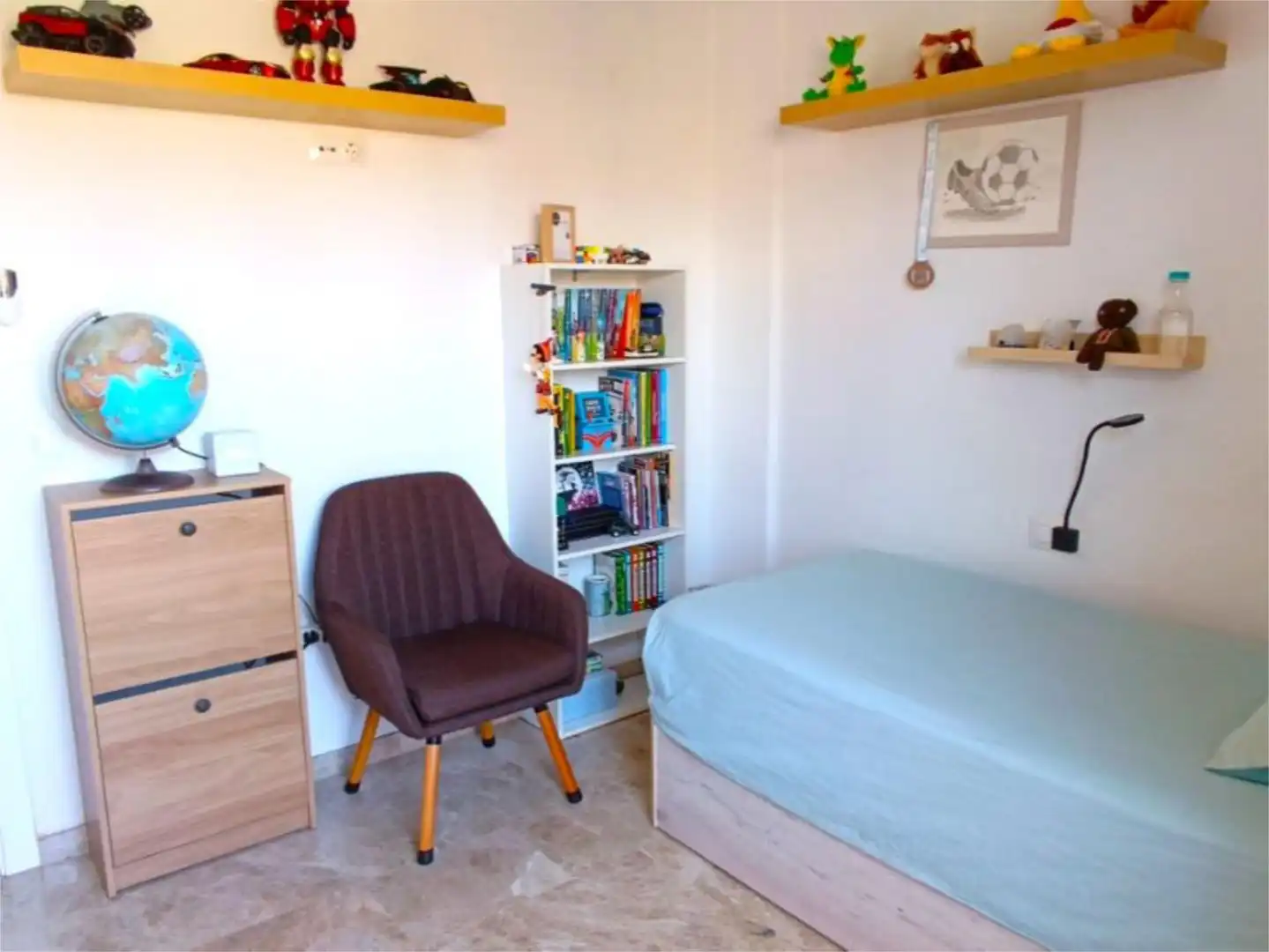 Detached homes for sale in Calle Escritora Elena Quiroga, 5, Churriana - El Pizarrillo - La Noria-Guadalsol Bedroom of Detached homes for sale in Málaga with Air Conditioner, Heating and Private garden
