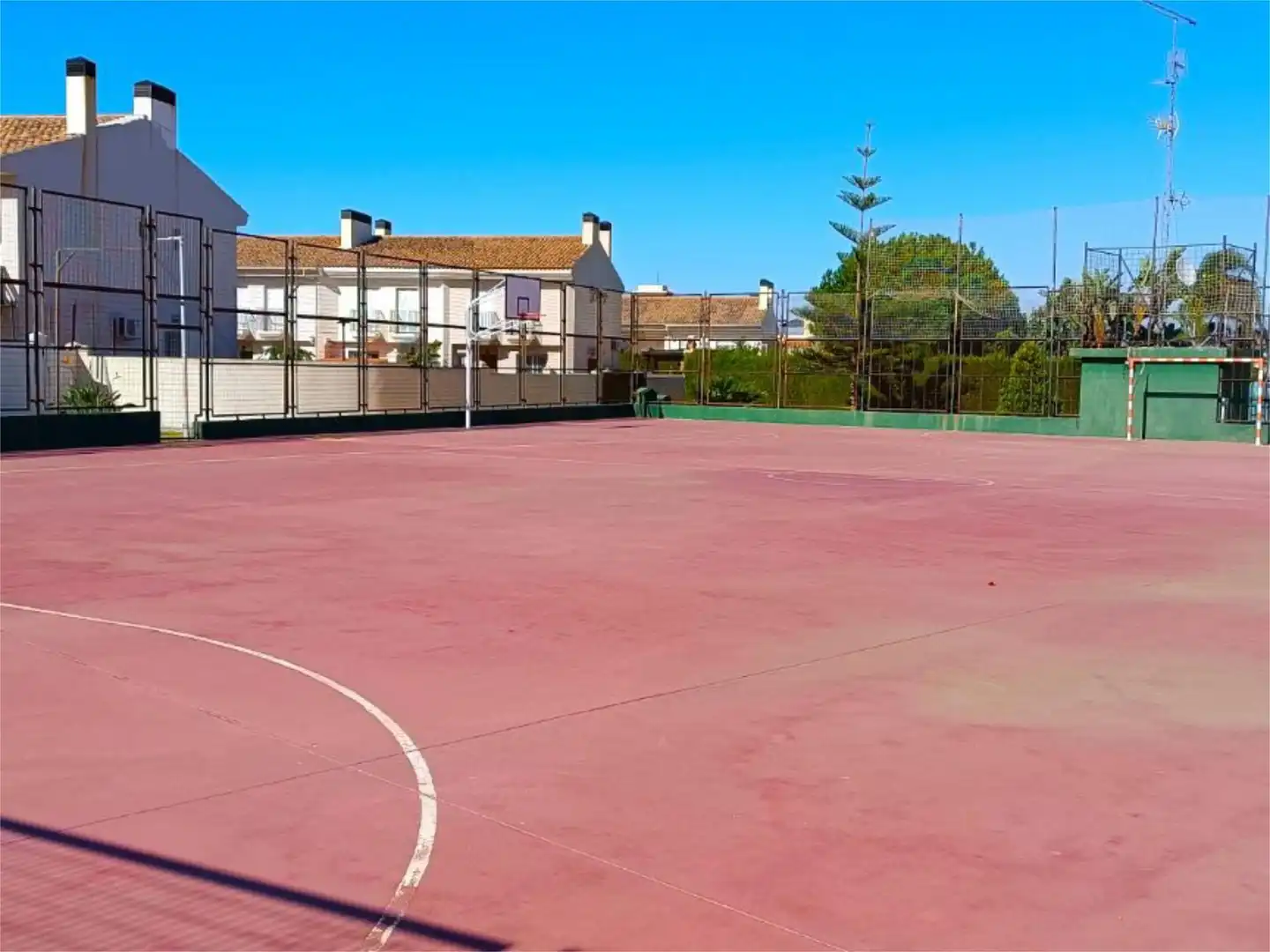 Detached homes for sale in Calle Escritora Elena Quiroga, 5, Churriana - El Pizarrillo - La Noria-Guadalsol Exterior view of Detached homes for sale in Málaga with Air Conditioner, Heating and Private garden