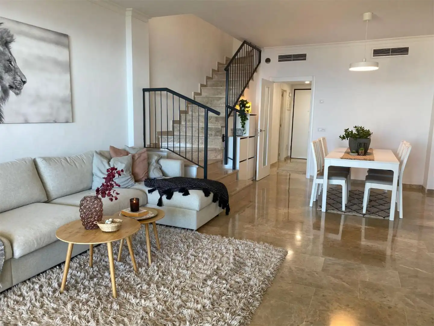 Piso en venta en Calle Juan Manuel Capdevielle San Martín, 13, Puerto de Santiago Sala de estar de Piso en venta en Santiago del Teide con Terraza, Trastero y Piscina