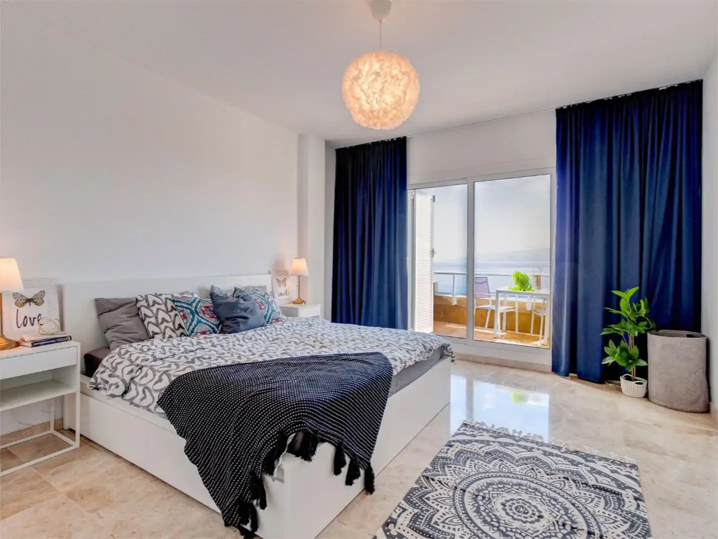 Piso en venta en Calle Juan Manuel Capdevielle San Martín, 13, Puerto de Santiago Habitación de Piso en venta en Santiago del Teide con Terraza, Trastero y Piscina