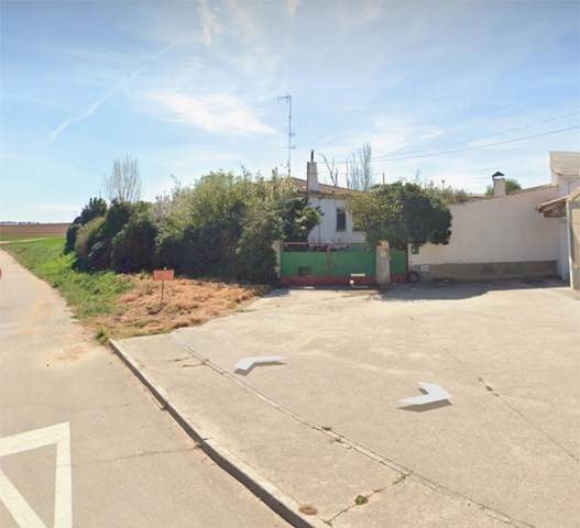 Terreno en Venta en Calle Pozo, 5 en Castellanos de Villiquera