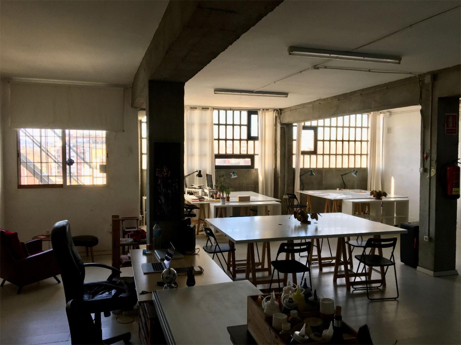 Kitchen of Industrial buildings to rent in  Barcelona Capital