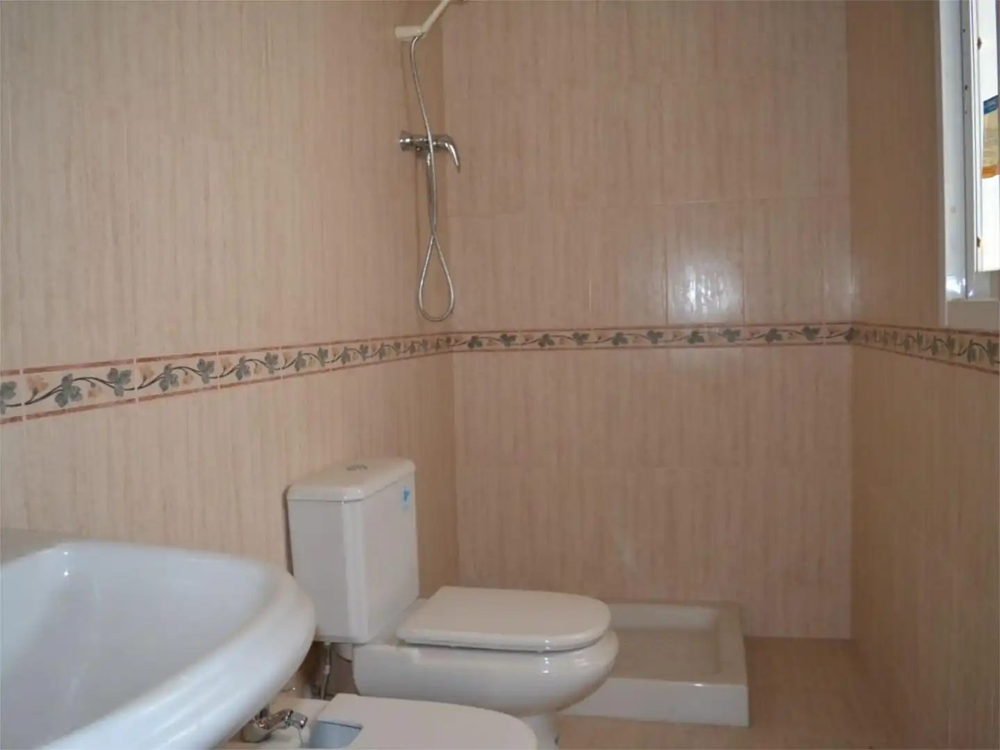 Wohnung zum Verkauf in Calle Puerta Real, 7, Castillo de Locubín Badezimmer von Wohnung zum Verkauf in Castillo de Locubín mit Klimaanlage