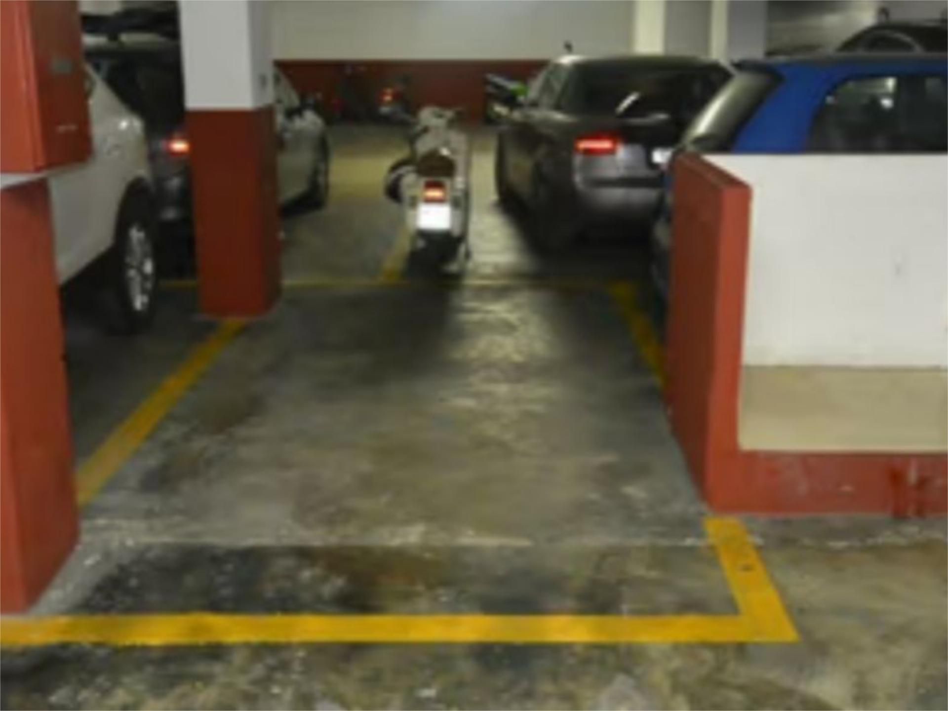 Aparcament de Garatge en venda en  Valencia Capital