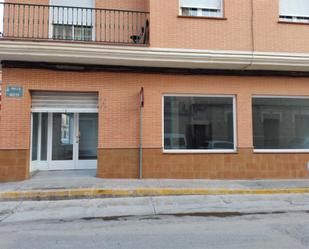 Exterior view of Premises to rent in Tomelloso  with Air Conditioner