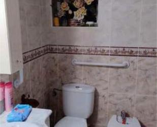 Bathroom of Flat for sale in  Sevilla Capital  with Terrace