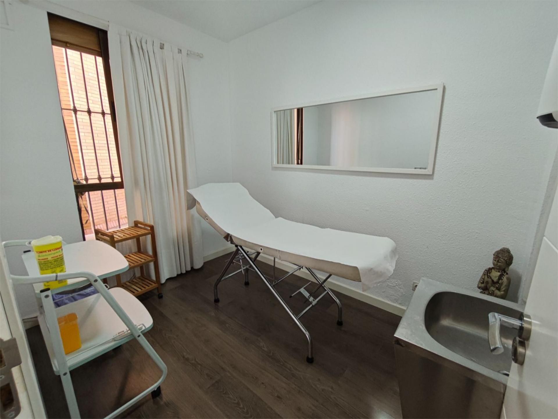 Bedroom of Premises to rent in  Sevilla Capital