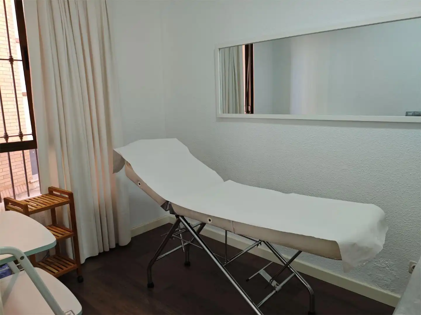 Schlafzimmer von Geschaftsraum zur Miete in Sevilla