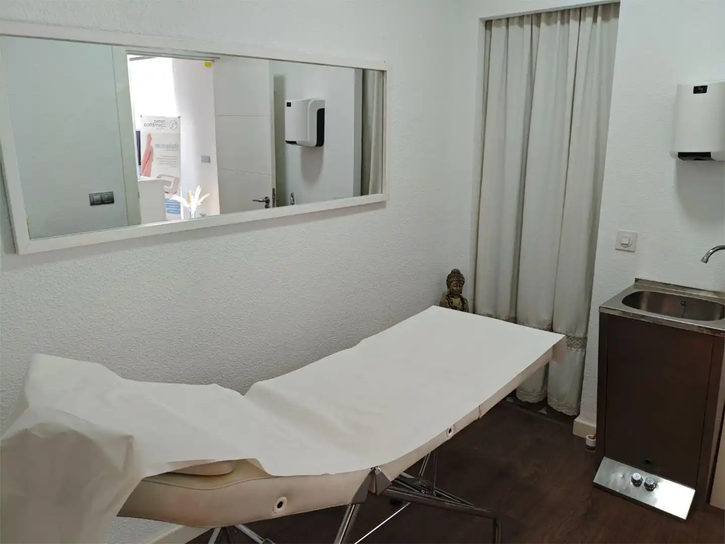 Schlafzimmer von Geschaftsraum zur Miete in Sevilla