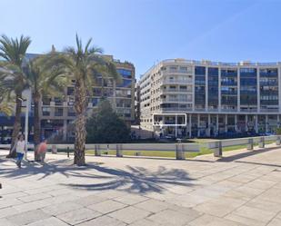 Vista exterior de Oficina en venda en Benidorm