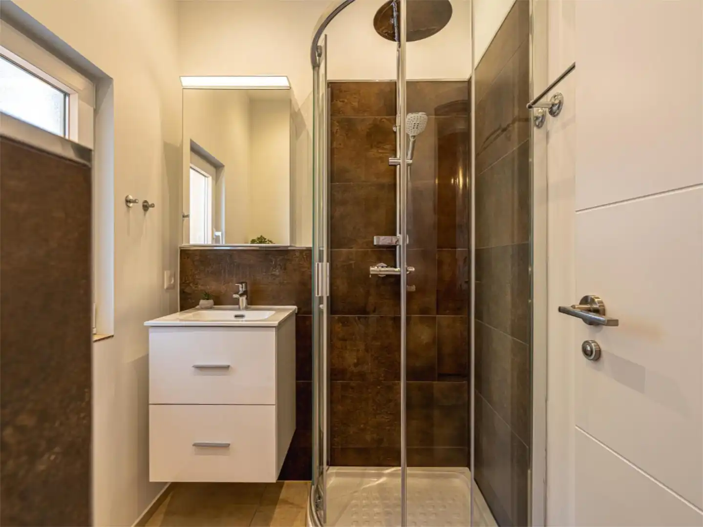 Detached homes for sale in Icod de los Vinos pueblo Bathroom of Detached homes for sale in Icod de los Vinos with Air Conditioner, Heating and Terrace