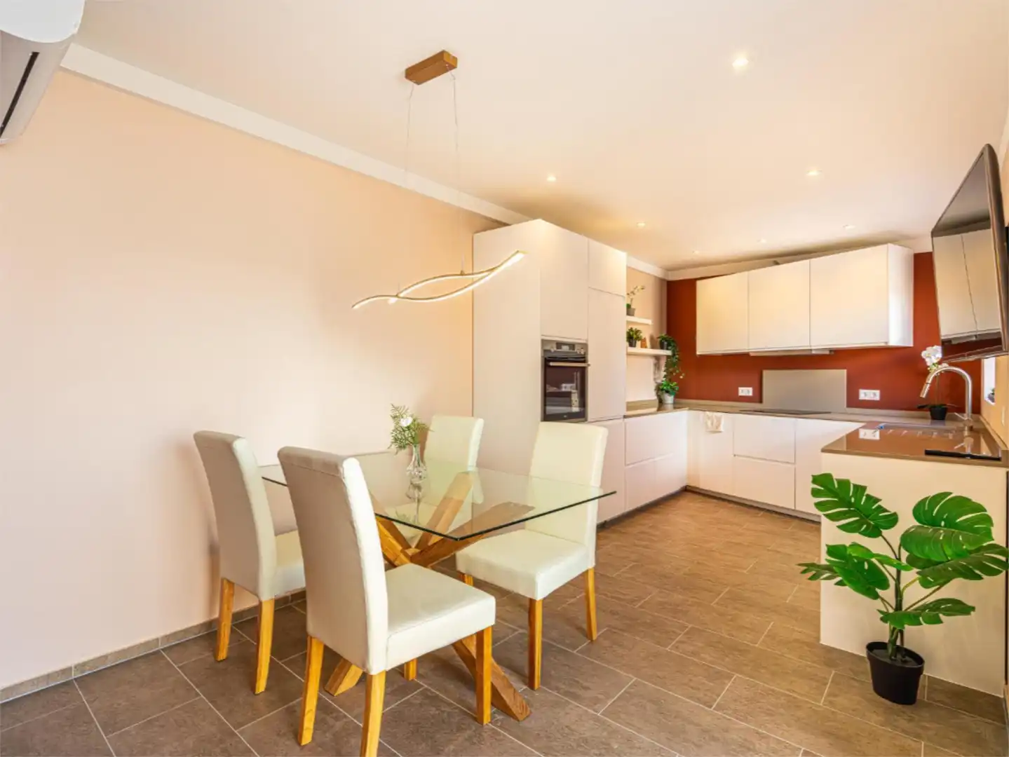 Detached homes for sale in Icod de los Vinos pueblo Kitchen of Detached homes for sale in Icod de los Vinos with Air Conditioner, Heating and Terrace