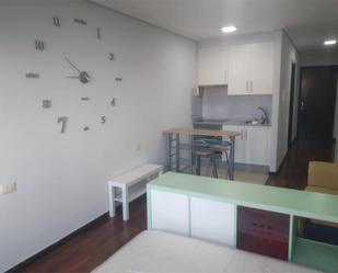 Kitchen of Flat to rent in Vigo   with Heating, Private garden and Parquet flooring