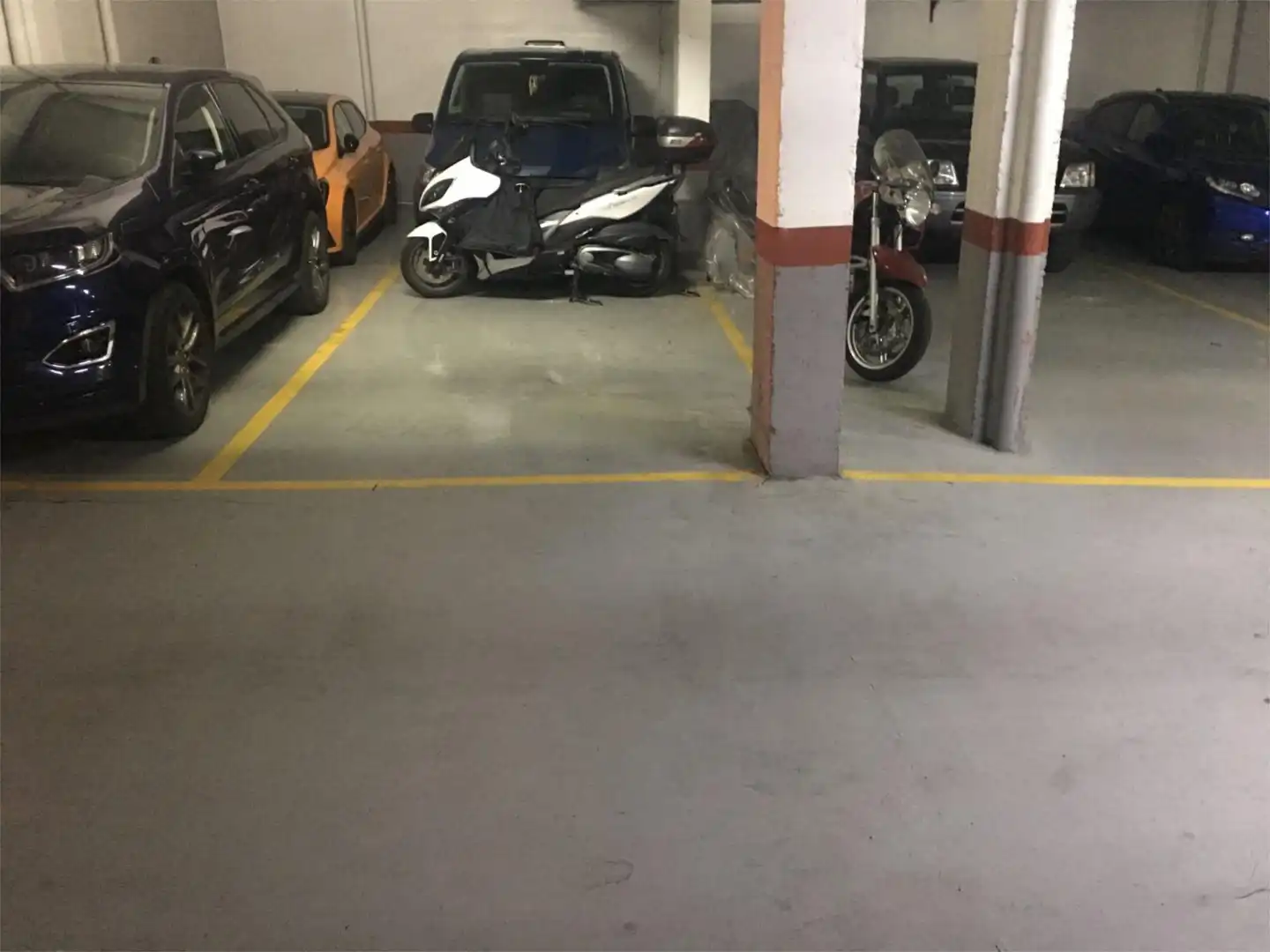 Garaje de alquiler en Avenida de Madrid, 25, Ensanche Parking de Garaje de alquiler en Alcobendas