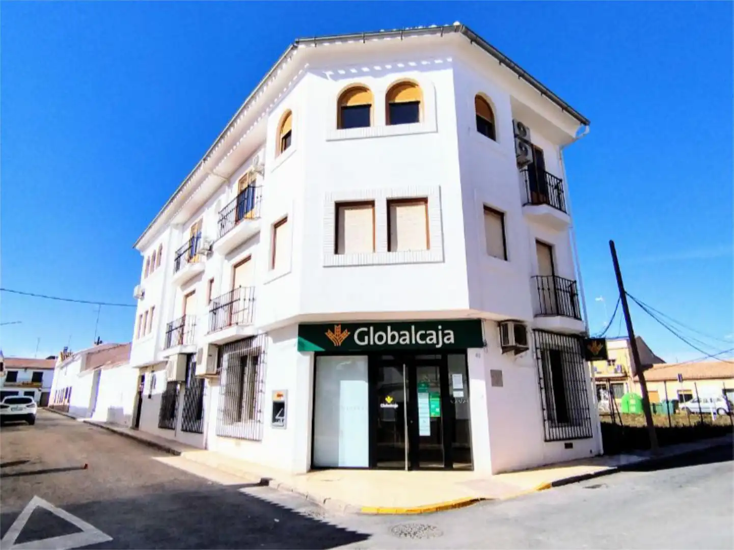 Pis en venda a Calle la Paz, 41, Ossa de Montiel Vista exterior de Pis en venda en Ossa de Montiel amb Aire condicionat, Parquet i Balcó