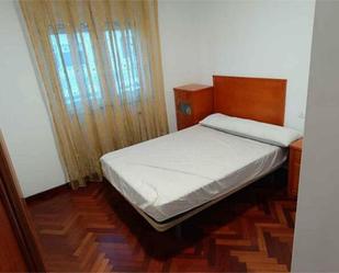 Bedroom of Flat to share in Lugo Capital  with Heating, Terrace and Furnished