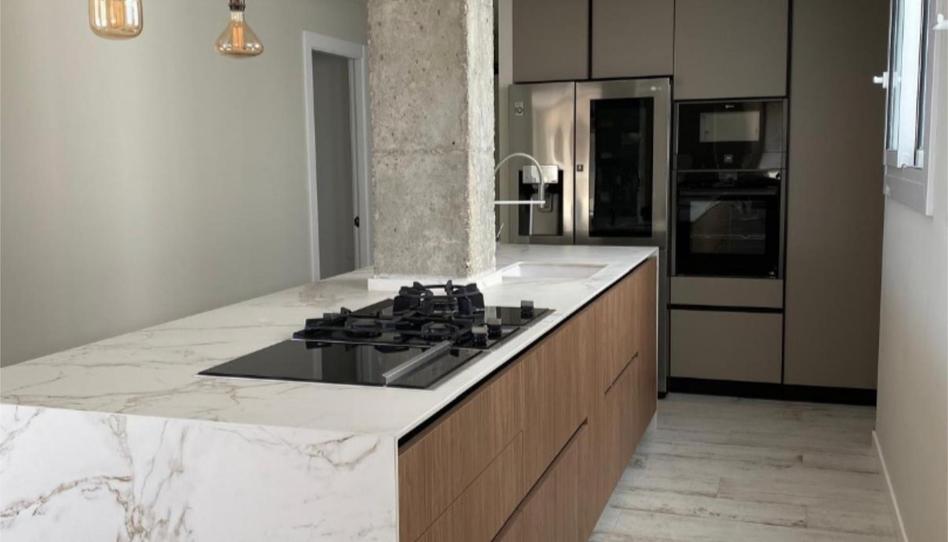 Foto 1 de Pis en venda a Carrer de Maria Vidal, 226, La Xinesca, Barcelona