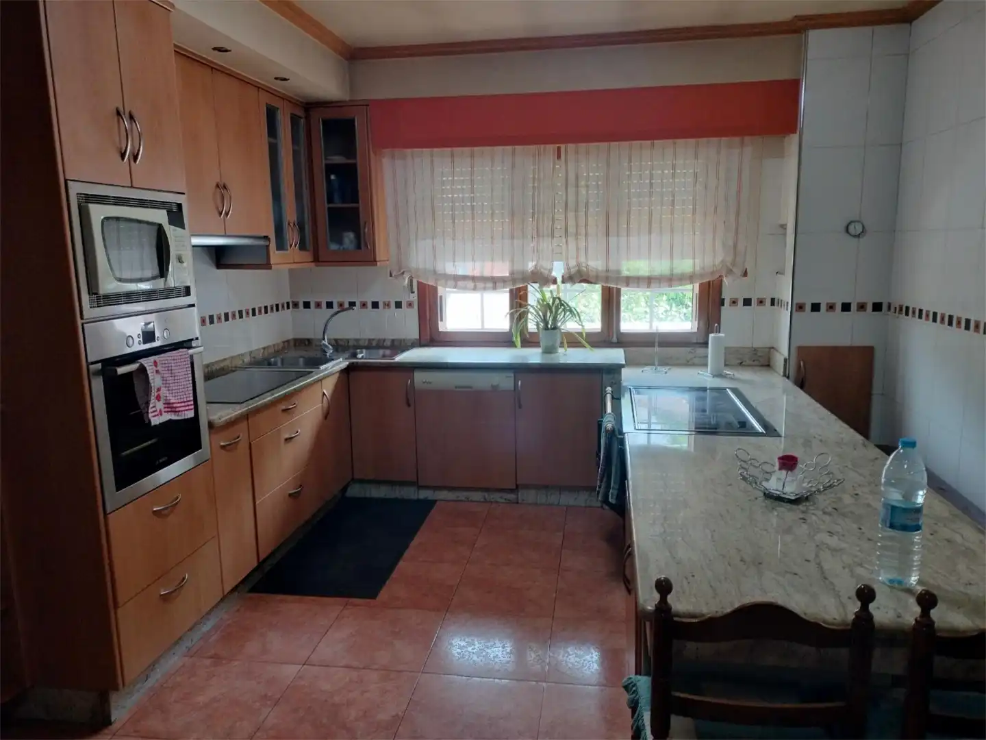Casa o xalet en venda a Avenida Do Empalme, 60, Lalín Cuina de Casa o xalet en venda en Lalín amb Terrassa i Balcó