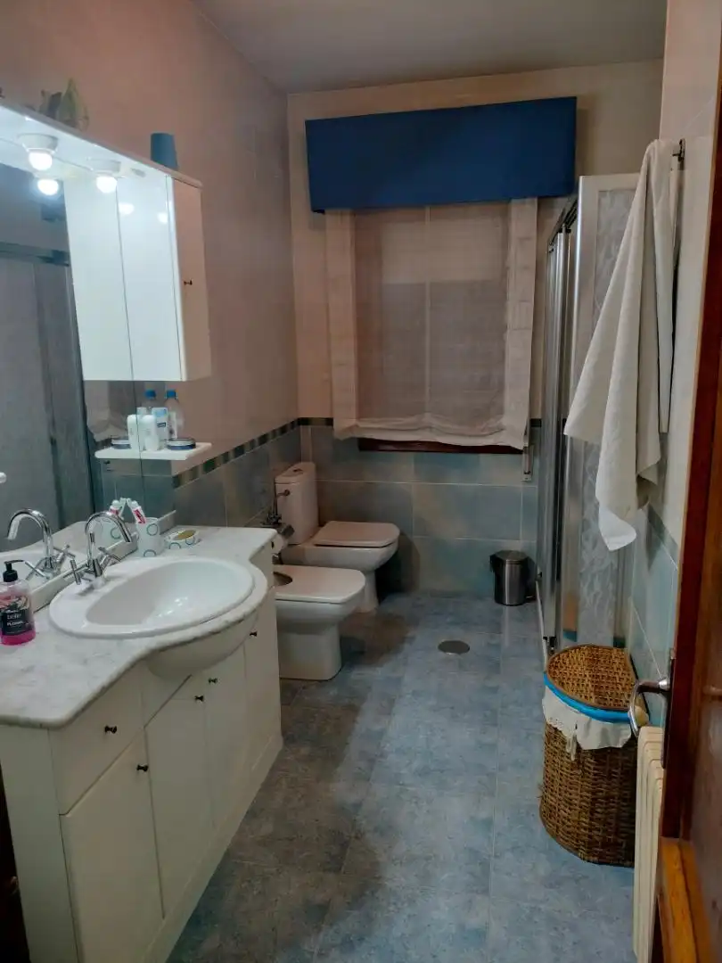 Casa o xalet en venda a Avenida Do Empalme, 60, Lalín Bany de Casa o xalet en venda en Lalín amb Terrassa i Balcó