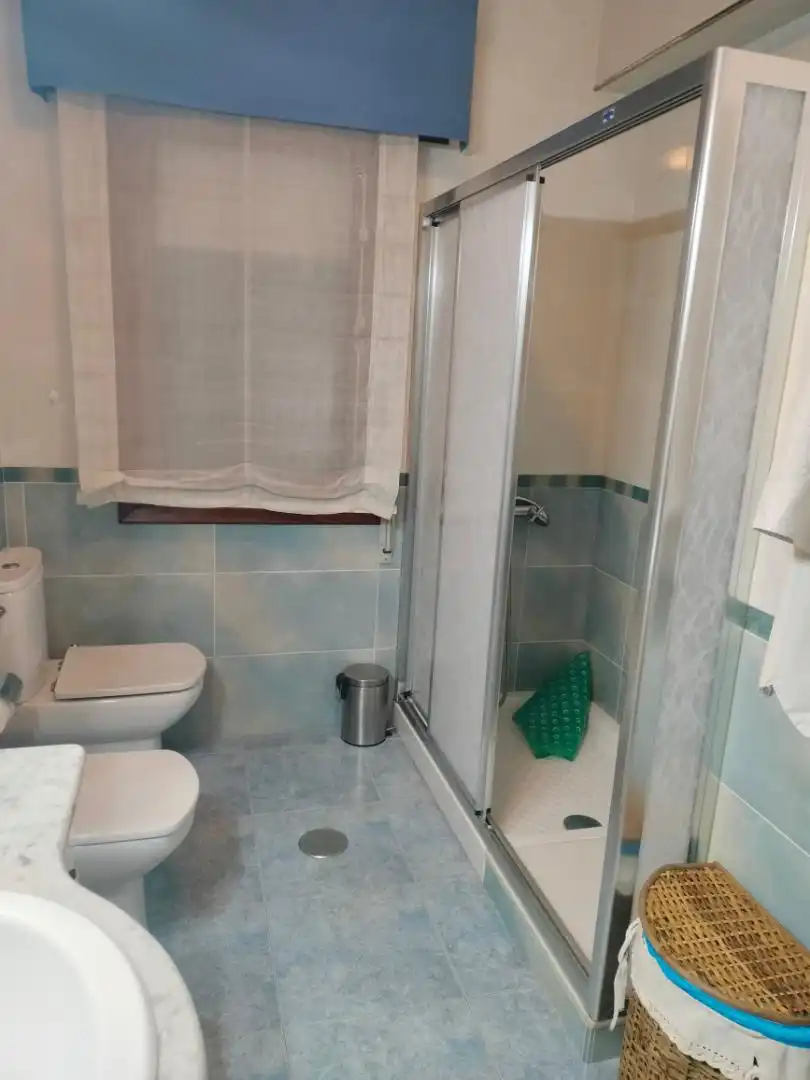 Casa o xalet en venda a Avenida Do Empalme, 60, Lalín Bany de Casa o xalet en venda en Lalín amb Terrassa i Balcó