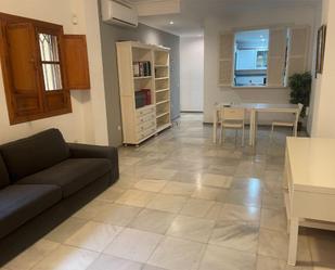 Flat to rent in  Sevilla Capital  with Air Conditioner