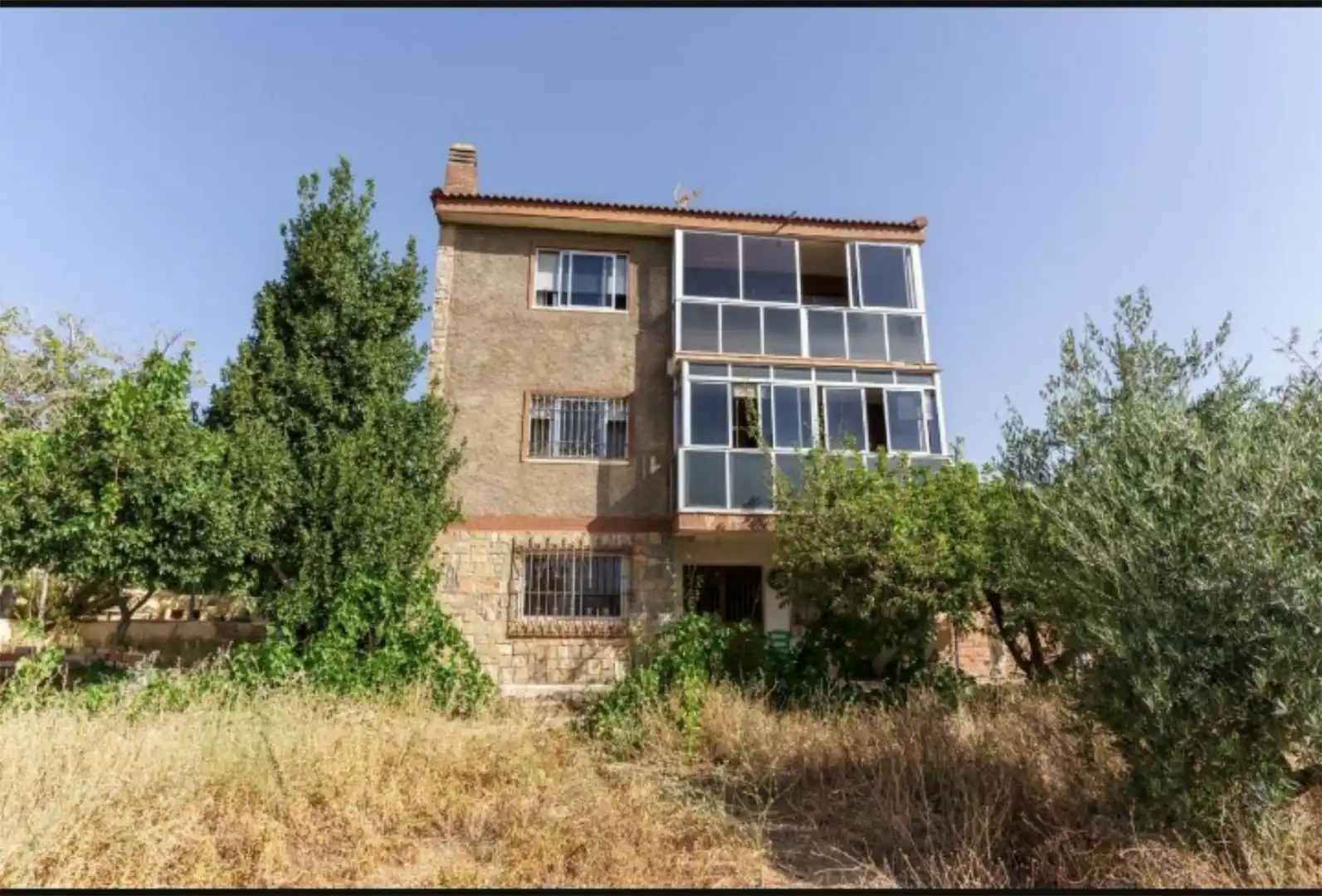 Finca rústica en venta en Camino de la Peza, 23, Diezma Vista exterior de Finca rústica en venta en Diezma con Calefacción, Jardín privado y Parquet