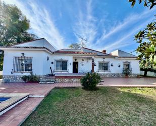 Exterior view of House or chalet for sale in Alhaurín de la Torre  with Terrace and Swimming Pool