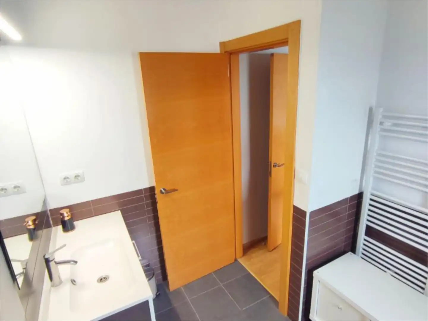 Detached homes for sale in Carrer Valentí Almirall, 5, Balaguer Detached homes for sale in Balaguer with Terrace and Balcony