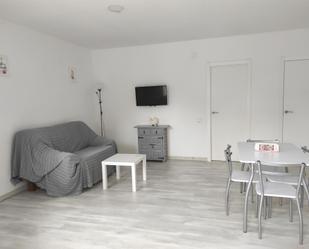 Dormitori de Apartament de lloguer en Daimiel amb Calefacció, Moblat i Forn