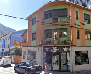 Exterior view of Premises to rent in Villablino  with Parquet flooring