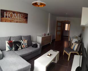 Sala d'estar de Apartament en venda en Santa Cruz del Retamar amb Aire condicionat