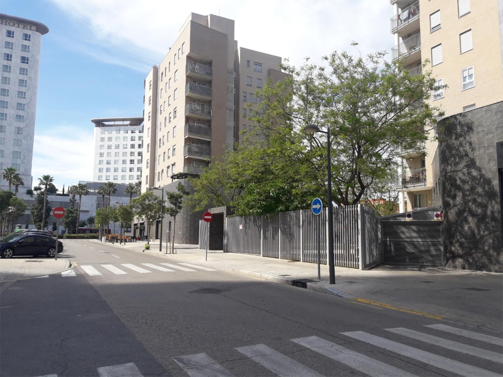 Exterior view of Garage to rent in  Valencia Capital