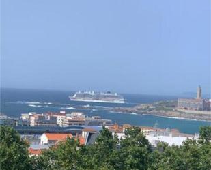 Vista exterior de Pis en venda en A Coruña Capital  amb Calefacció, Terrassa i Traster