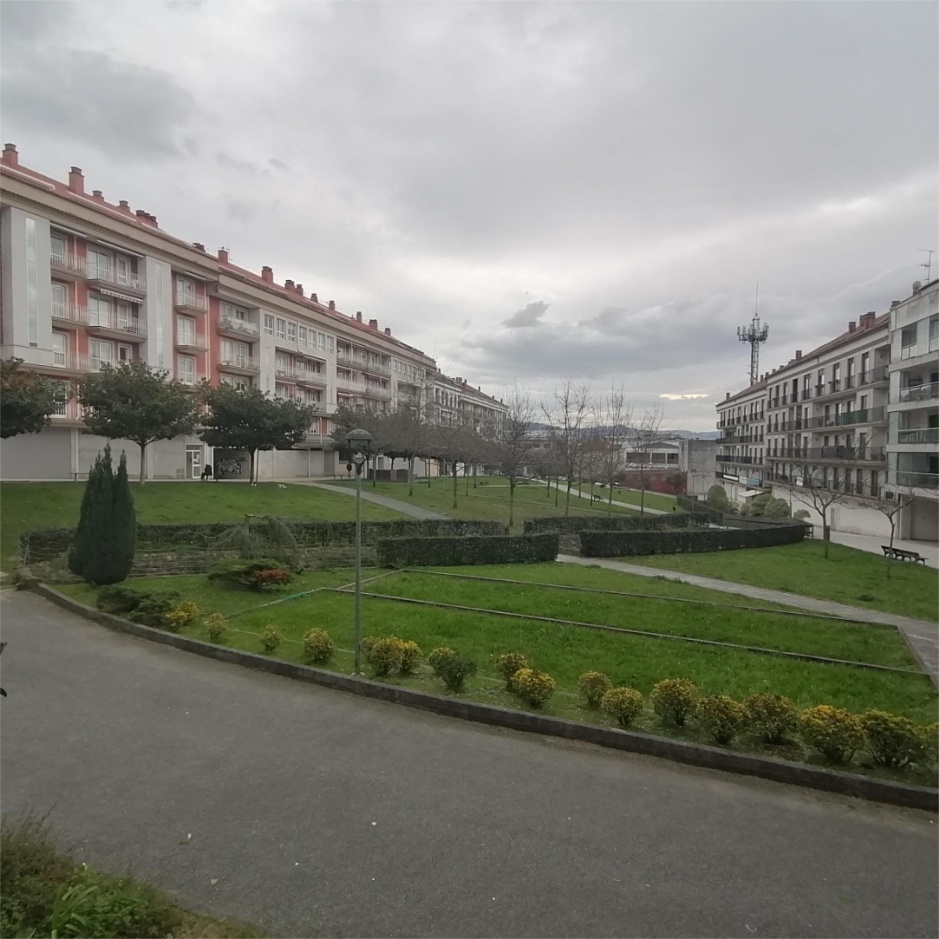 Vista exterior de Pis en venda en Moaña amb Aire condicionat