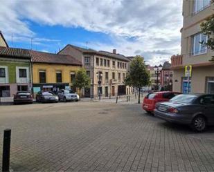 Vista exterior de Pis en venda en Oviedo 