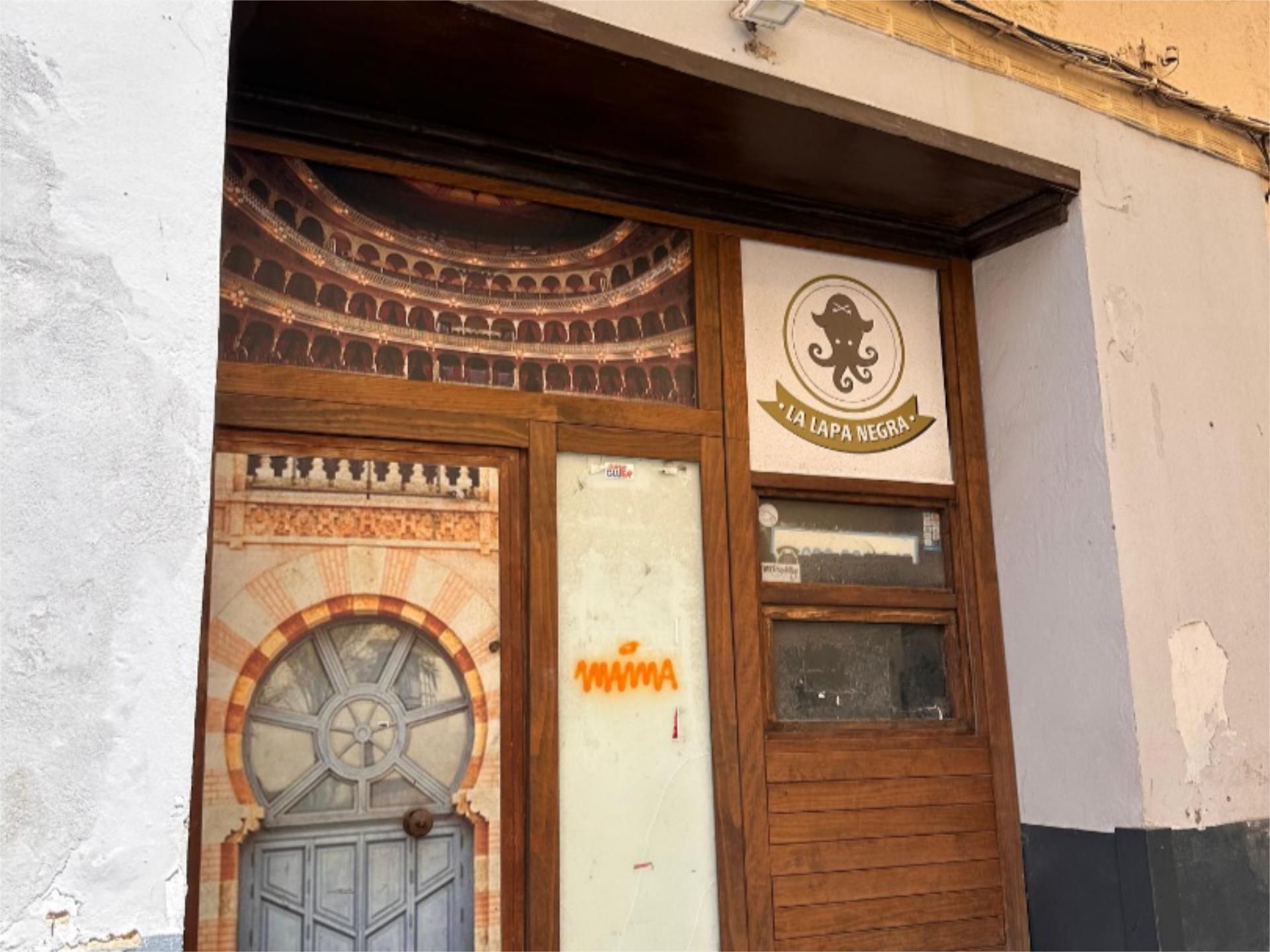 Premises for sale in  Cádiz Capital