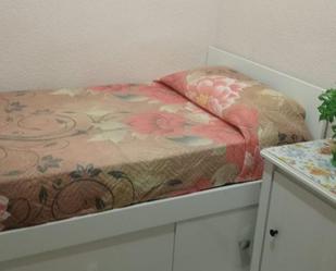 Bedroom of Flat to share in Parla  with Furnished, Oven and Washing machine