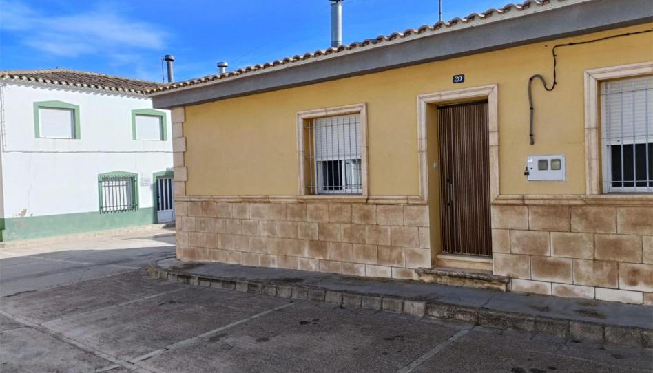 Foto 1 de Casa adosada en venda a Barrio Higuera, 20, Corral-Rubio, Albacete