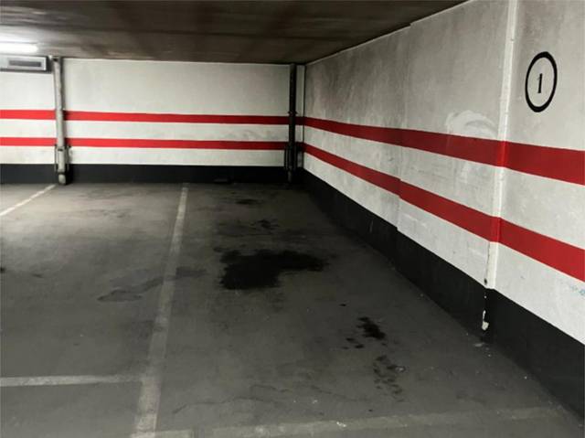 Garaje en Venta en Calle de Meléndez Valdés, 18 en Arapiles