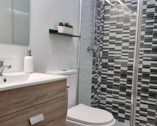 Bathroom of Study to rent in Mairena del Alcor  with Air Conditioner, Heating and Parquet flooring