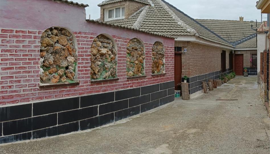 Casa o chalet en venta en Calle de la Soledad, 30, Solanillos del Extremo, Guadalajara - imagen 1 Foto 1 de Casa o chalet en venta en Calle de la Soledad, 30, Solanillos del Extremo, Guadalajara