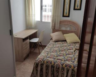 Bedroom of Flat to share in  Granada Capital  with Air Conditioner and Furnished